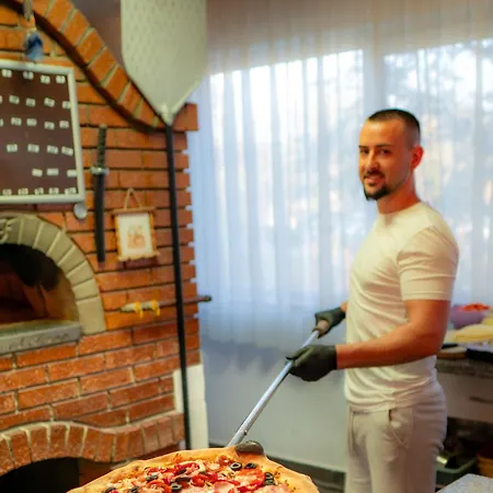 Pizza&pasta *